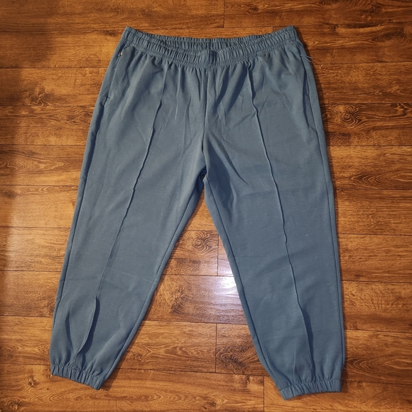 Old Navy Women Sweatpants 2xl - Picture 1 of 4